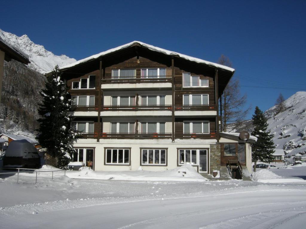 Apartments Atlas Saas-Grund Zewnętrze zdjęcie